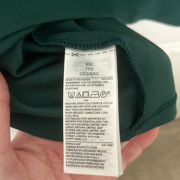 XXL Gap Dress w/Zipper Pockets. Dark Green Color is great for fall 🍁 EUC - Picture 4 of 4
